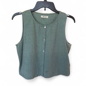Madewell Green button front crew neck cropped tank $48 size medium